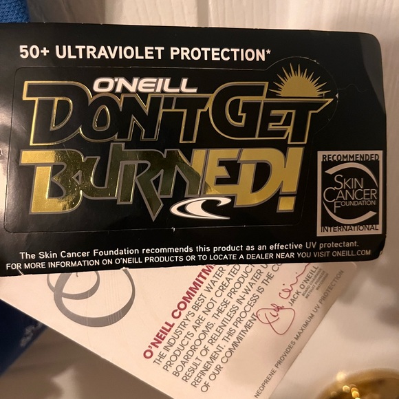 Women’s O’Neill Rash Guard - Picture 4 of 5